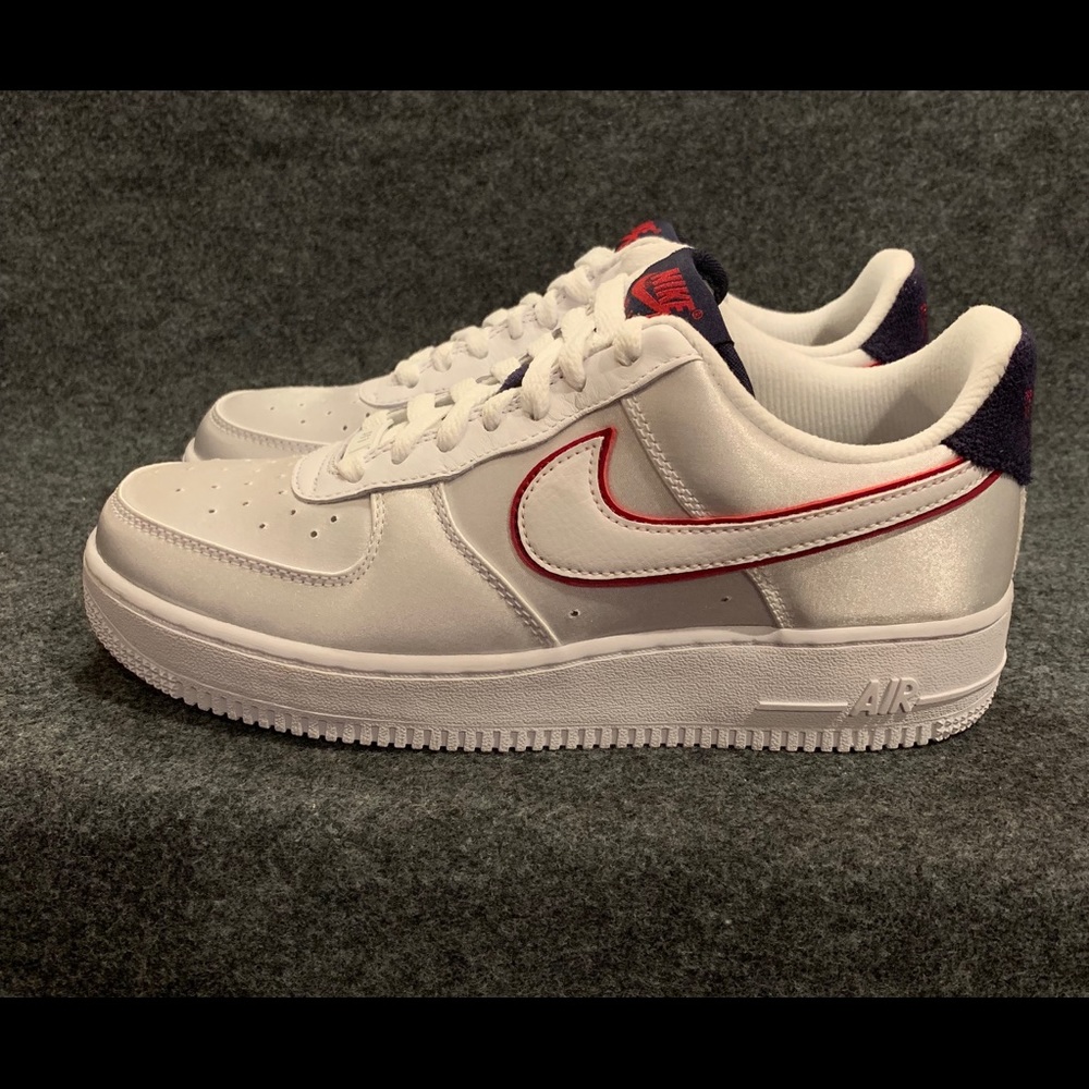 Women’s Nike Air Force 1 '07 SE White size 8